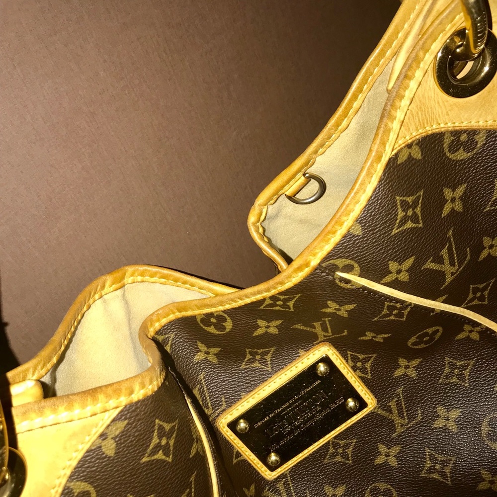 Louis Vuitton Galliera GM- discontinued bag - Picture 5 of 13